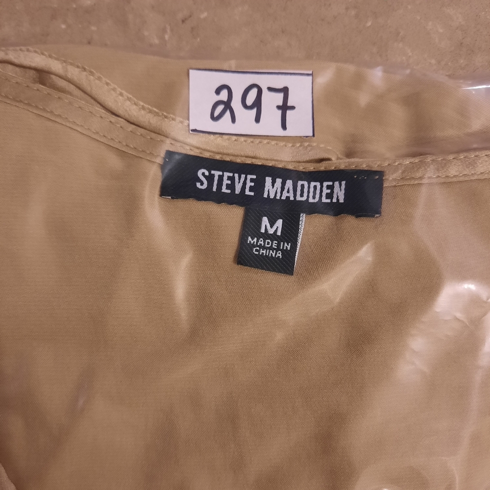 Steve Madden Faux Wrap Blouse Sz Medium Champagne Beige Cream Satin Look V Neck - Picture 10 of 10